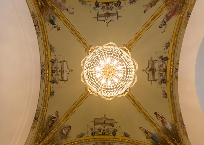 Il Salotto Della Regina